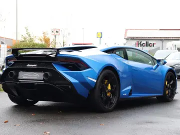 LAMBORGHINI Huracán Tecnica  LIFT CARBON KAMERA BÜGEL STYLE