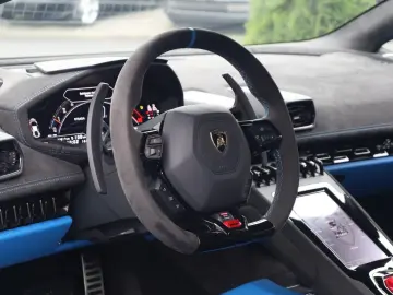 LAMBORGHINI Huracán Tecnica  LIFT CARBON KAMERA BÜGEL STYLE