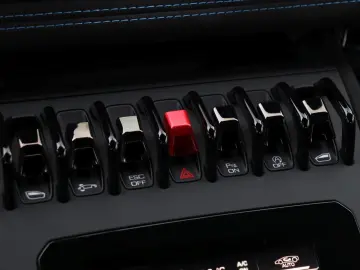 LAMBORGHINI Huracán Tecnica  LIFT CARBON KAMERA BÜGEL STYLE