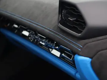 LAMBORGHINI Huracán Tecnica  LIFT CARBON KAMERA BÜGEL STYLE