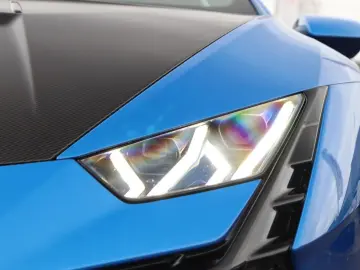 LAMBORGHINI Huracán Tecnica  LIFT CARBON KAMERA BÜGEL STYLE