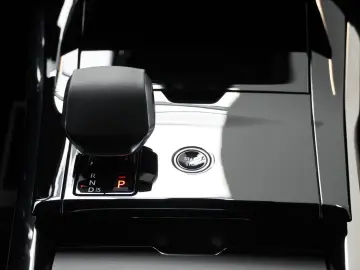 LAND ROVER Range Rover Sport D300 Dynamic HSE