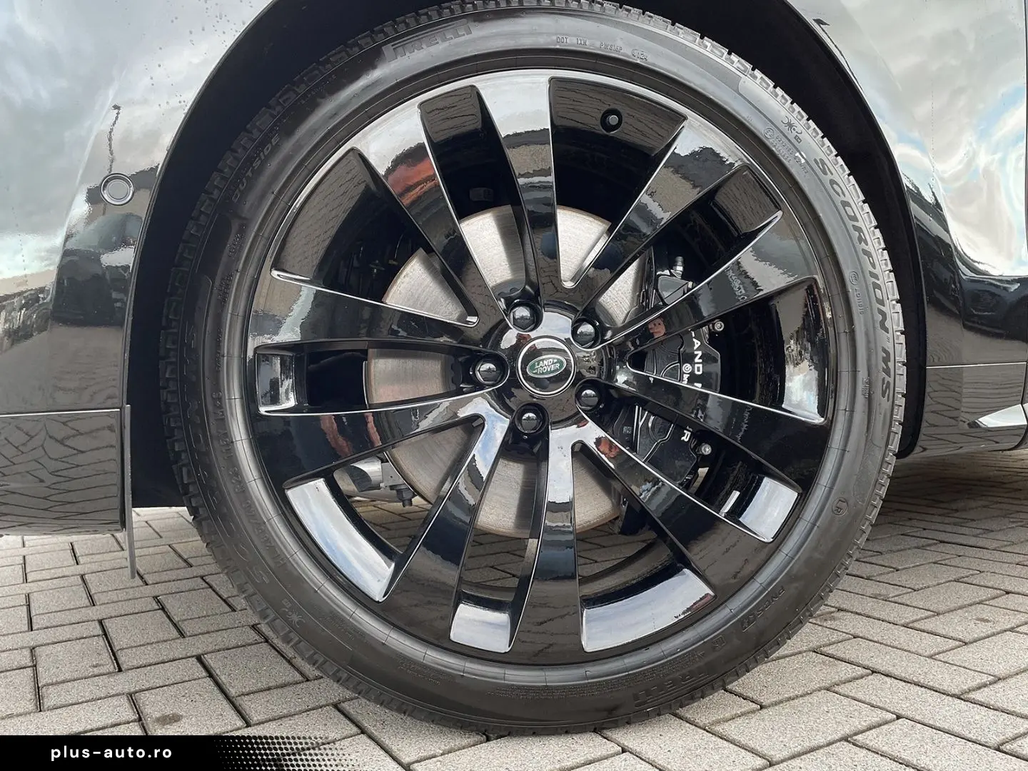 LAND ROVER Range Rover Sport 4.4 V8 Benzin P530 Autobiograp