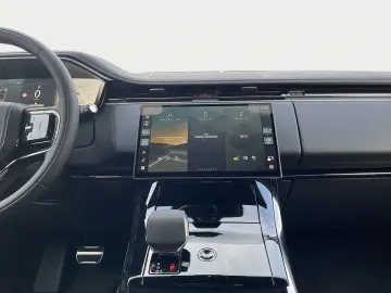 LAND ROVER Range Rover Sport 4.4 V8 Benzin P530 Autobiograp