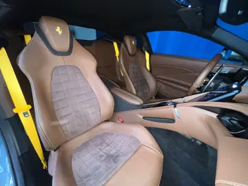 FERRARI 3.9 T V8 DCT