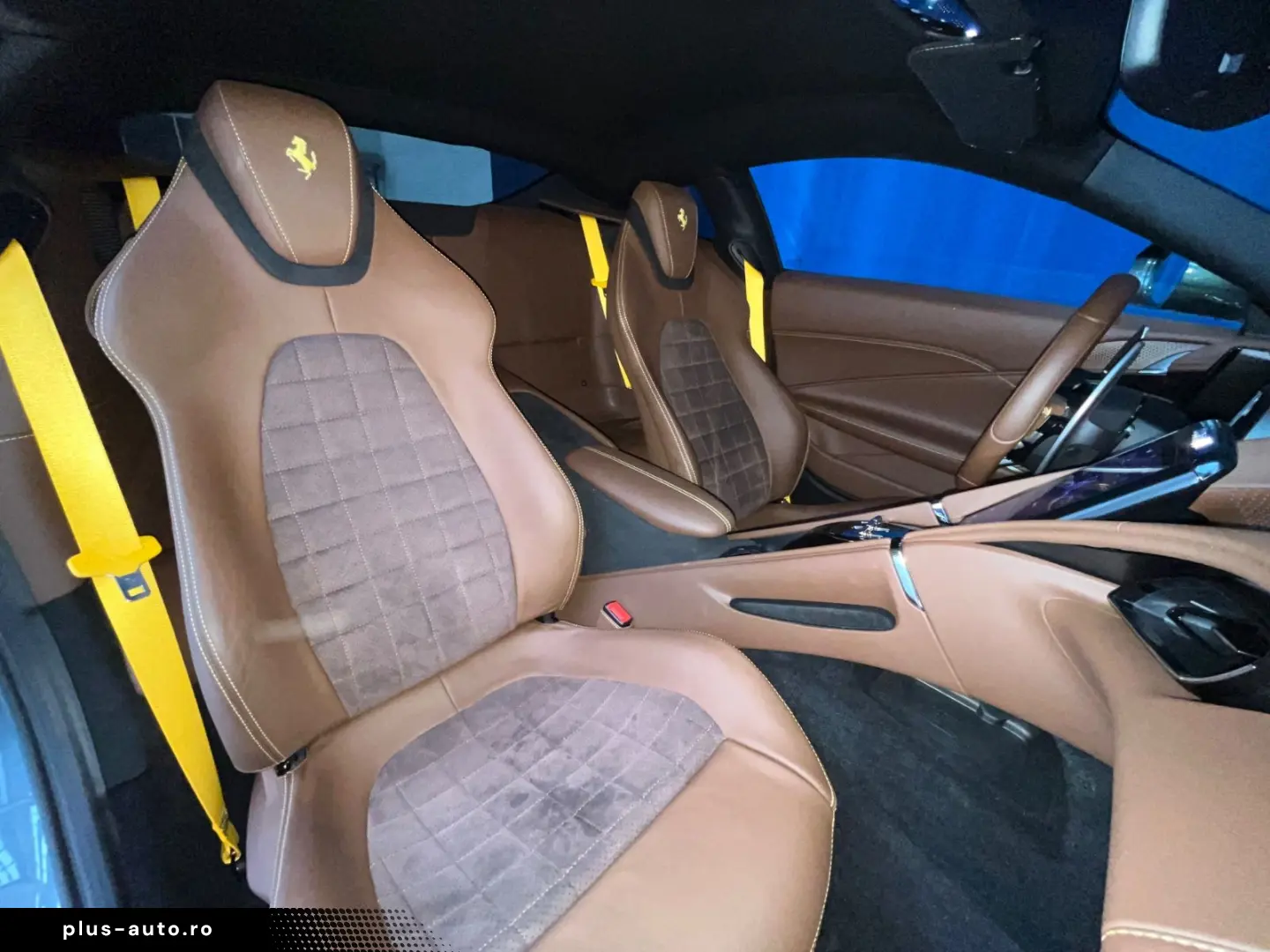 FERRARI 3.9 T V8 DCT