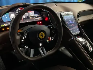 FERRARI 3.9 T V8 DCT