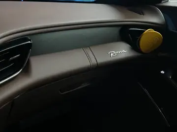 FERRARI 3.9 T V8 DCT