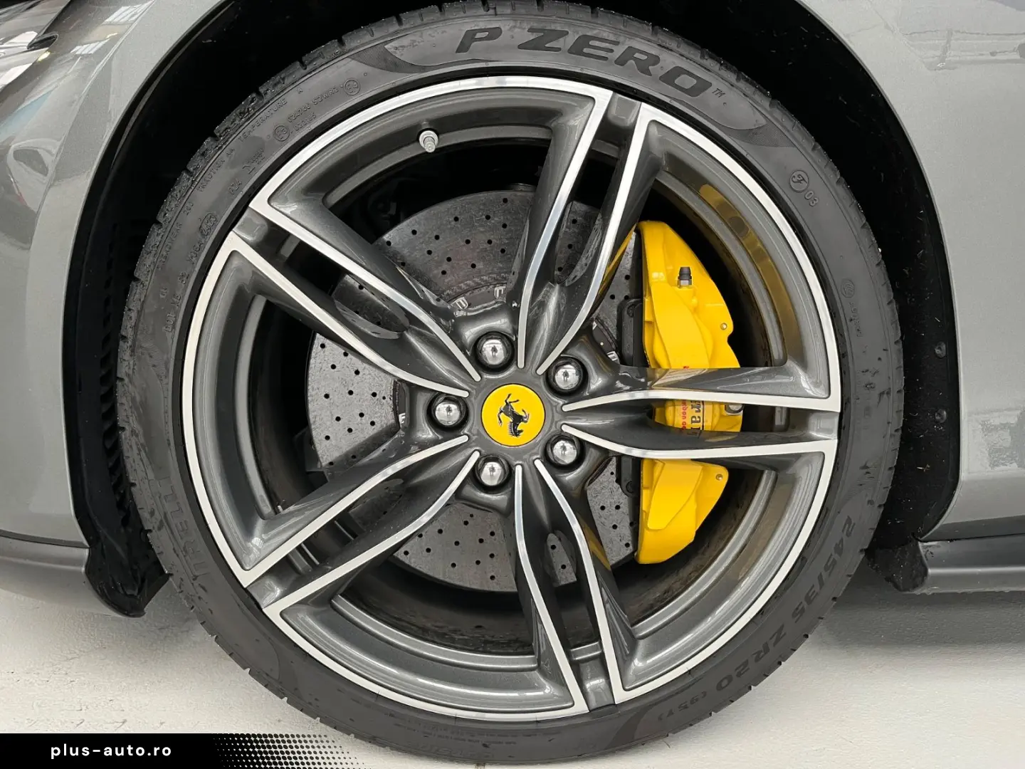 FERRARI 3.9 T V8 DCT