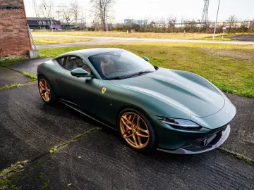 FERRARI Roma Garanti  Carbon-Paket  Exklusiv Mattgrün
