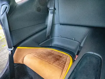 FERRARI Roma Garanti  Carbon-Paket  Exklusiv Mattgrün