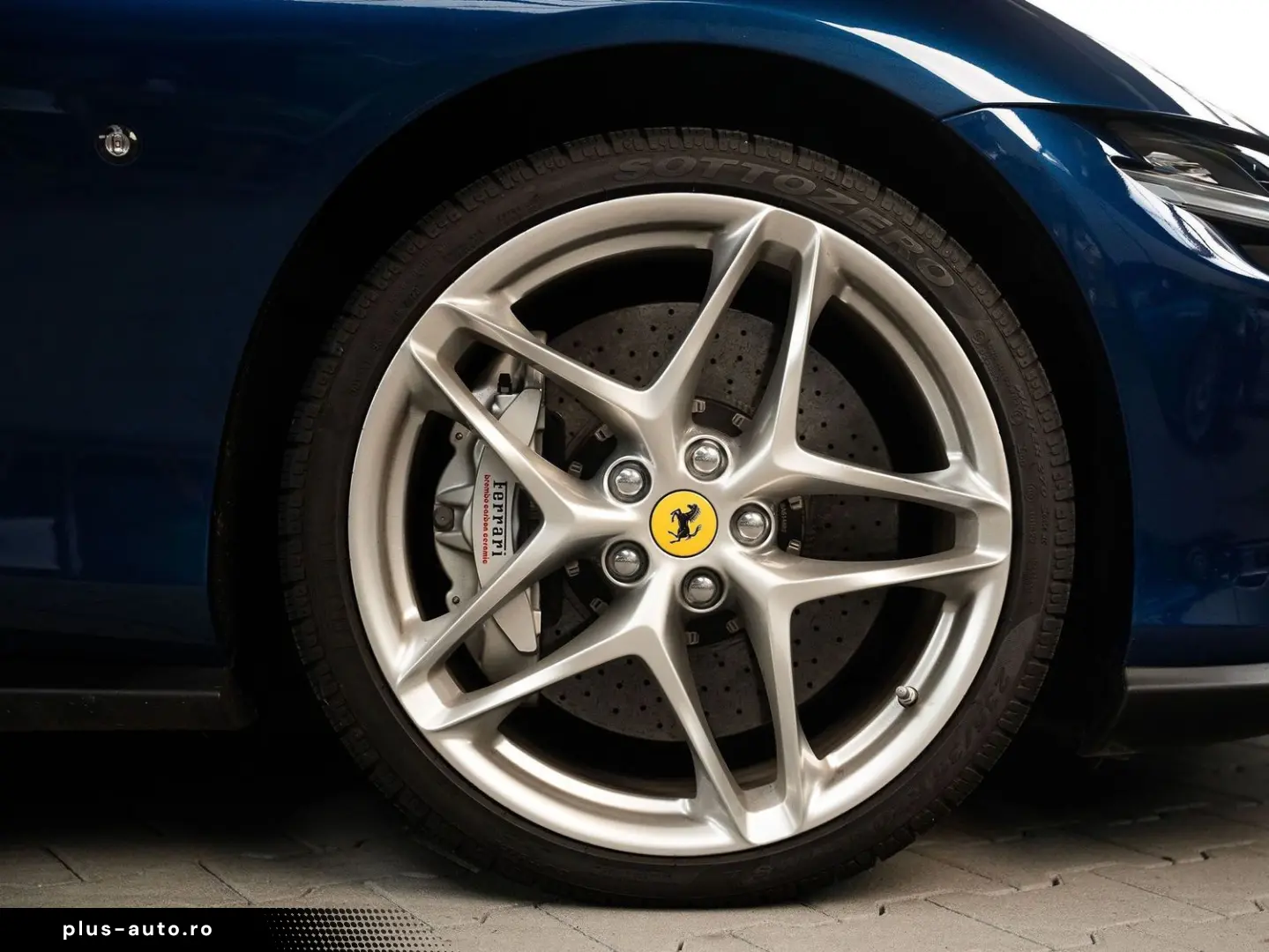 FERRARI Roma Matrix LED 20 Zoll JBL Approved