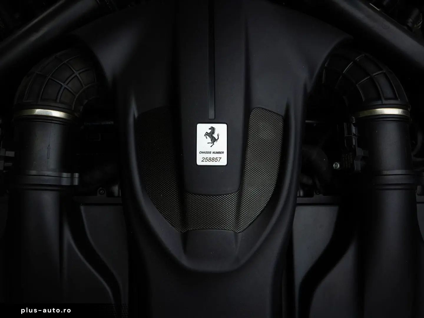 FERRARI Roma Matrix LED 20 Zoll JBL Approved