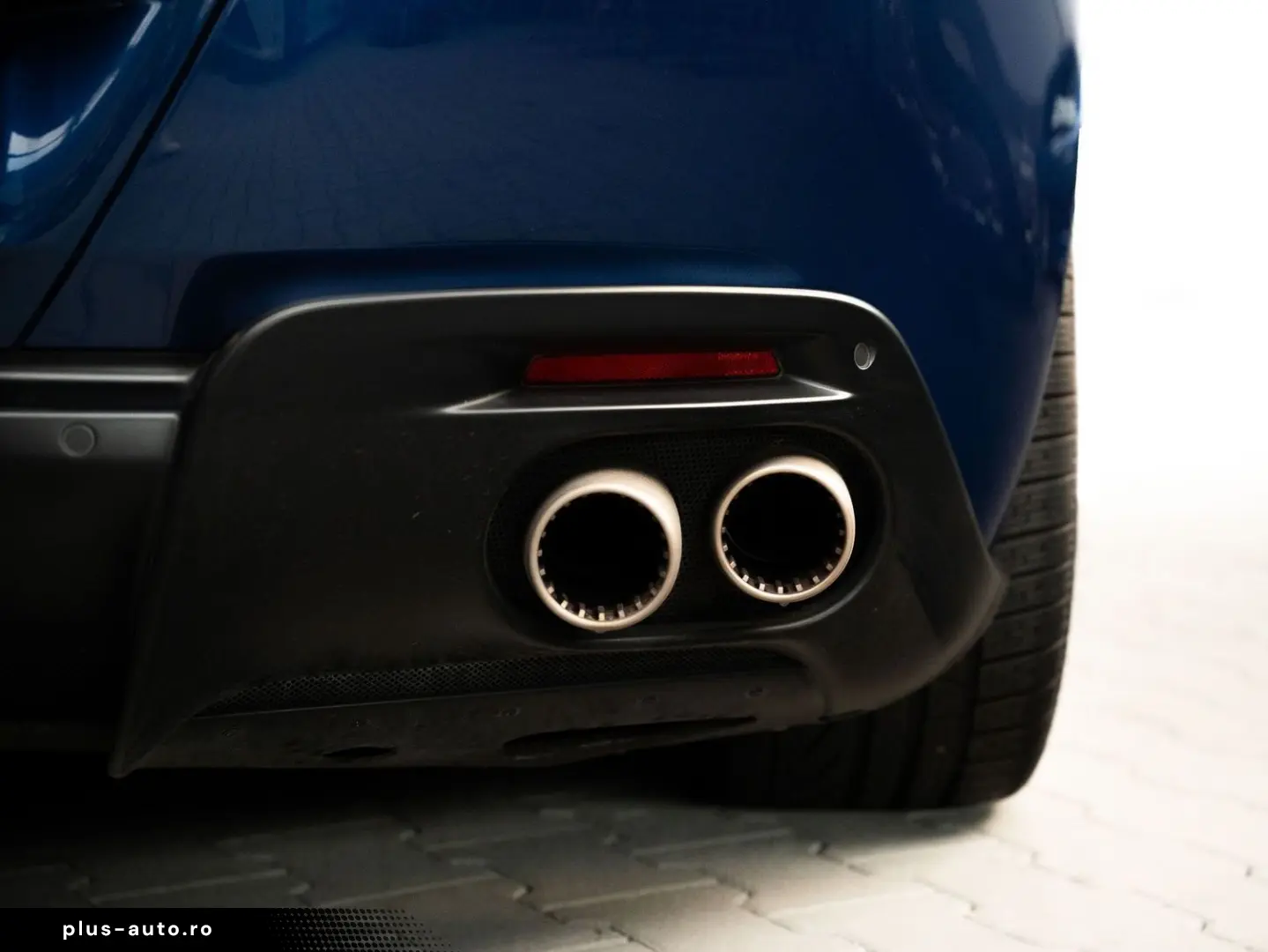 FERRARI Roma Matrix LED 20 Zoll JBL Approved