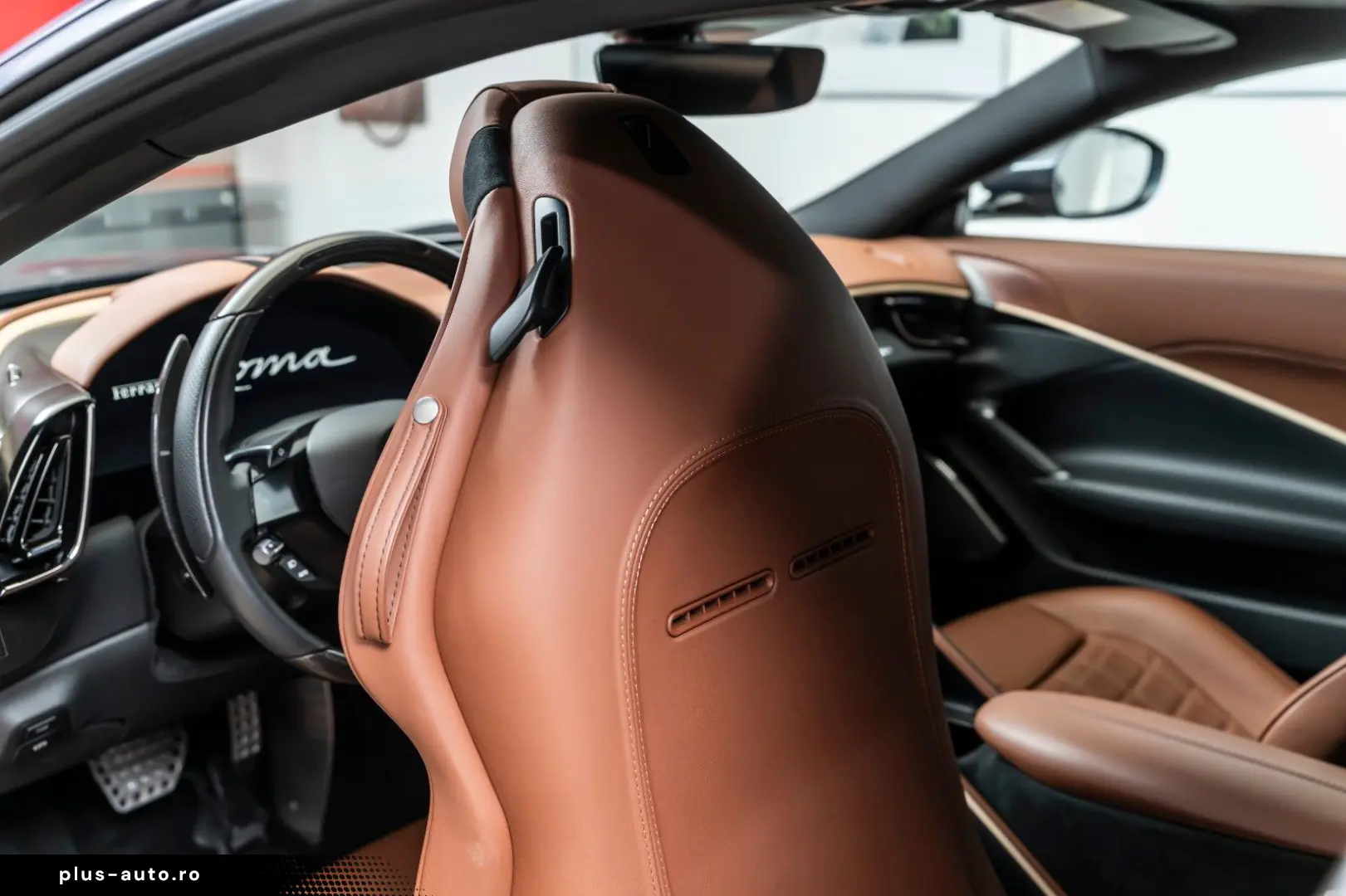 FERRARI Roma 3.9 T V8 DCT