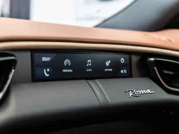 FERRARI Roma 3.9 T V8 DCT