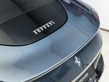 FERRARI Roma 3.9 T V8 DCT