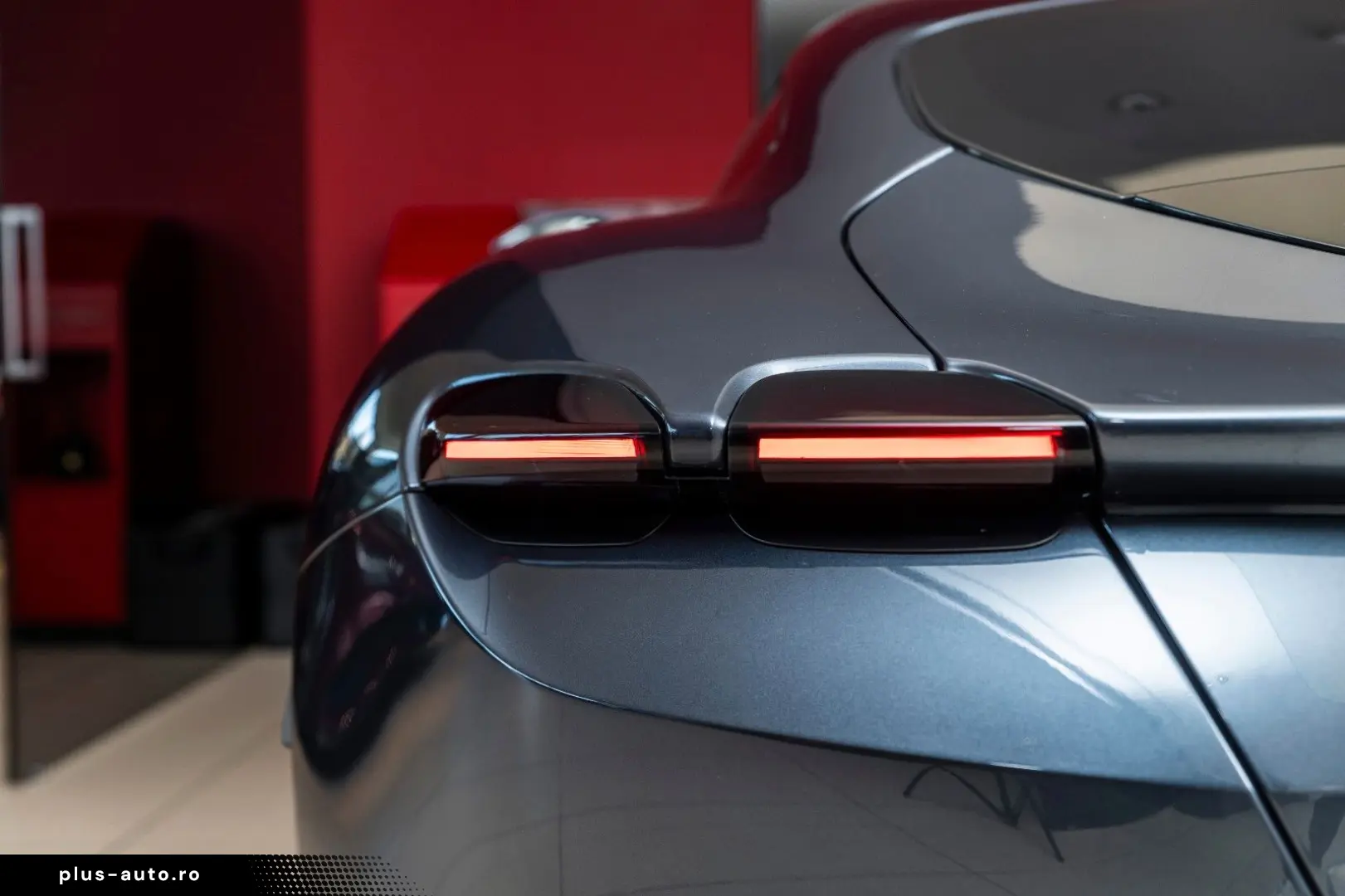 FERRARI Roma 3.9 T V8 DCT