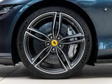 FERRARI Roma 3.9 T V8 DCT