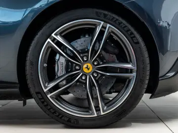 FERRARI Roma 3.9 T V8 DCT