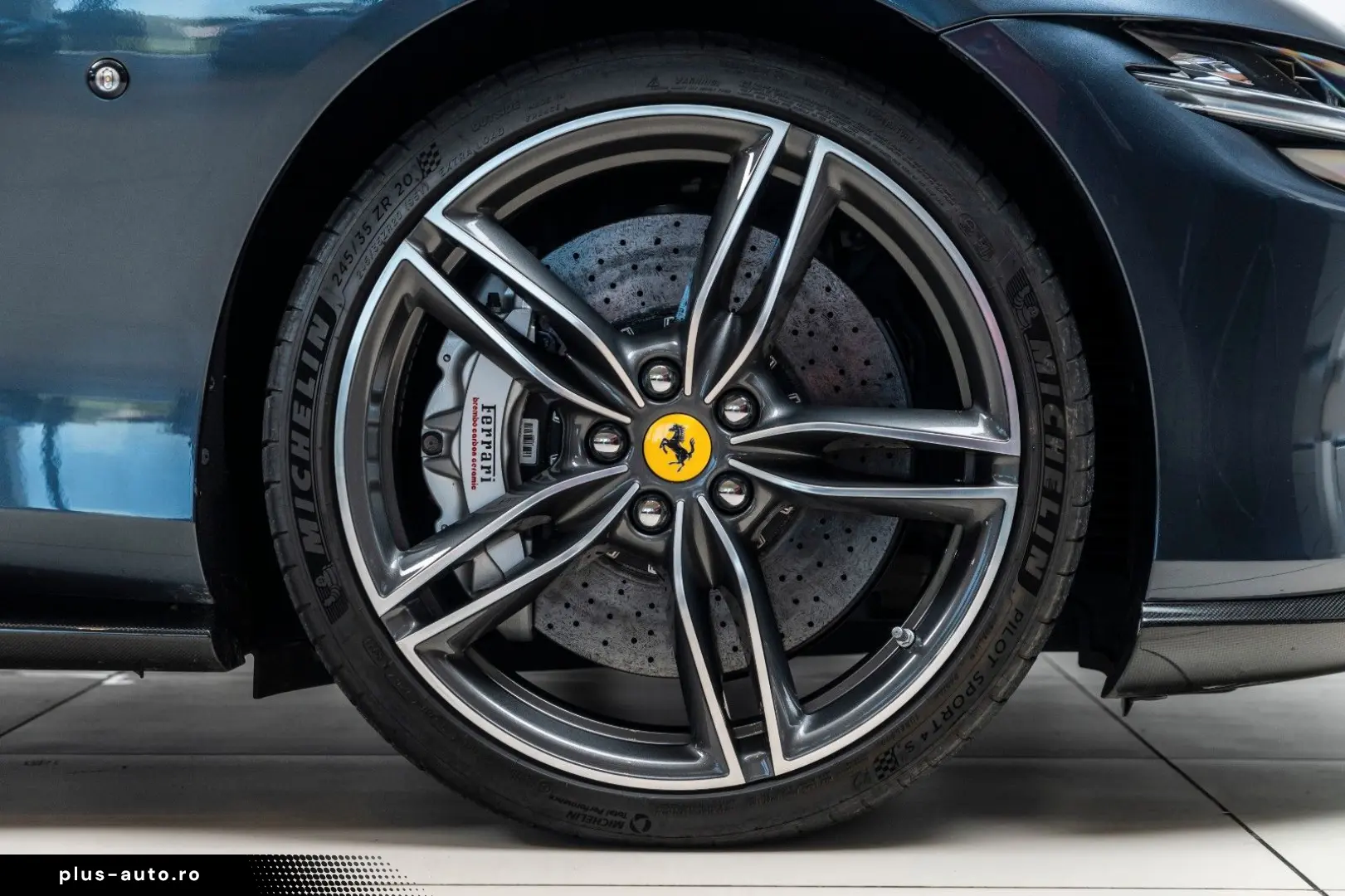 FERRARI Roma 3.9 T V8 DCT