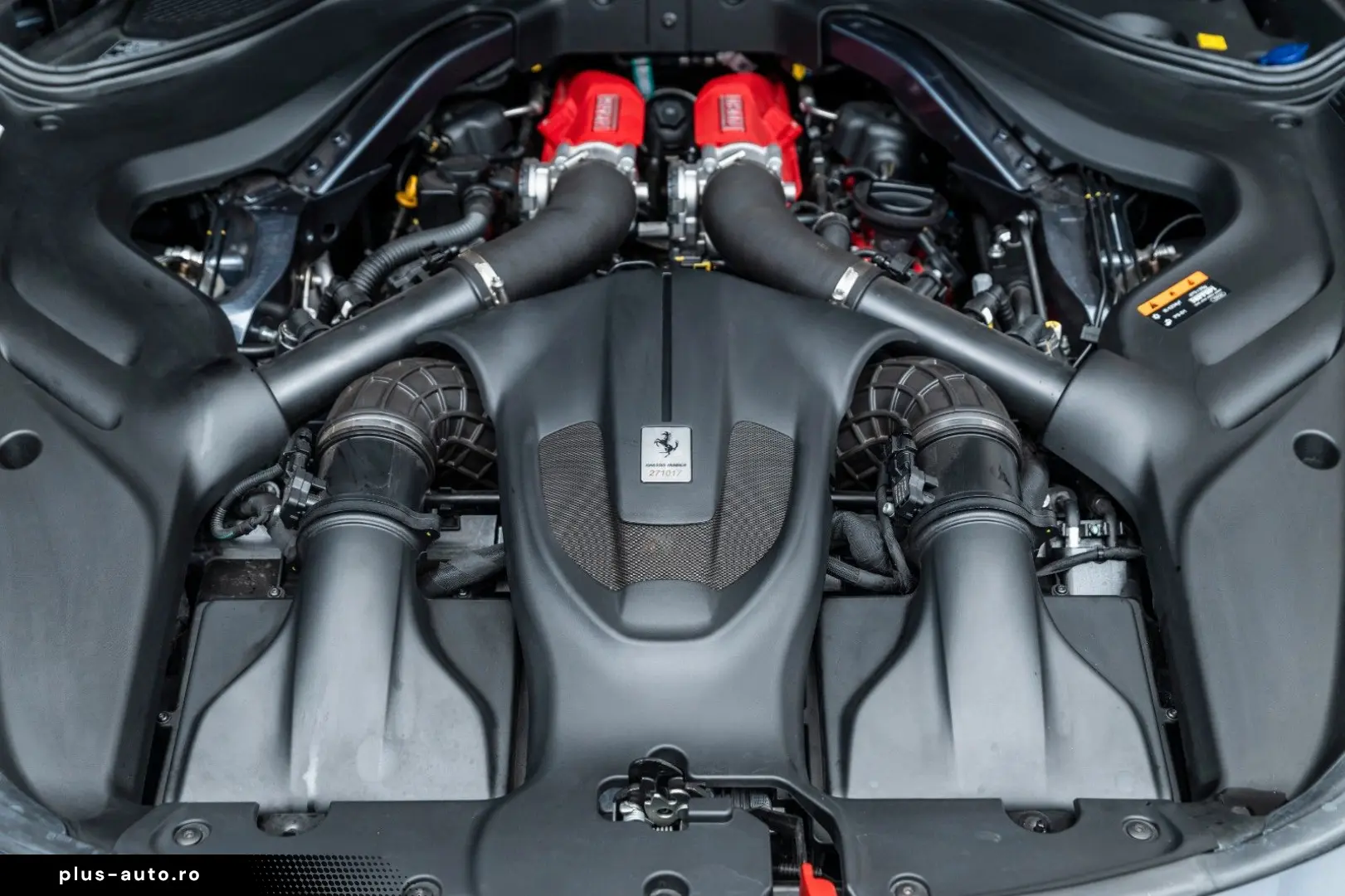 FERRARI Roma 3.9 T V8 DCT