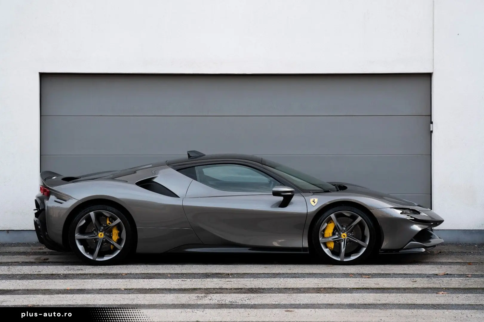 FERRARI SF90 FIORANO PACK   VOLL   CARBON