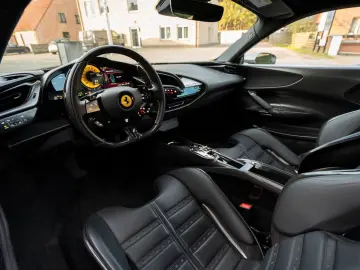 FERRARI SF90 FIORANO PACK   VOLL   CARBON