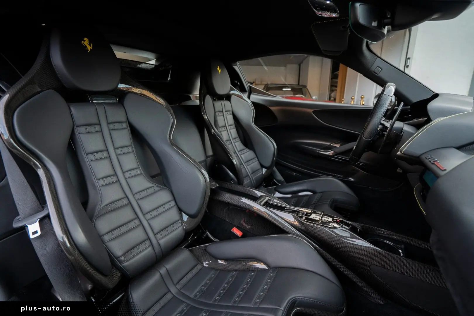 FERRARI SF90 FIORANO PACK   VOLL   CARBON