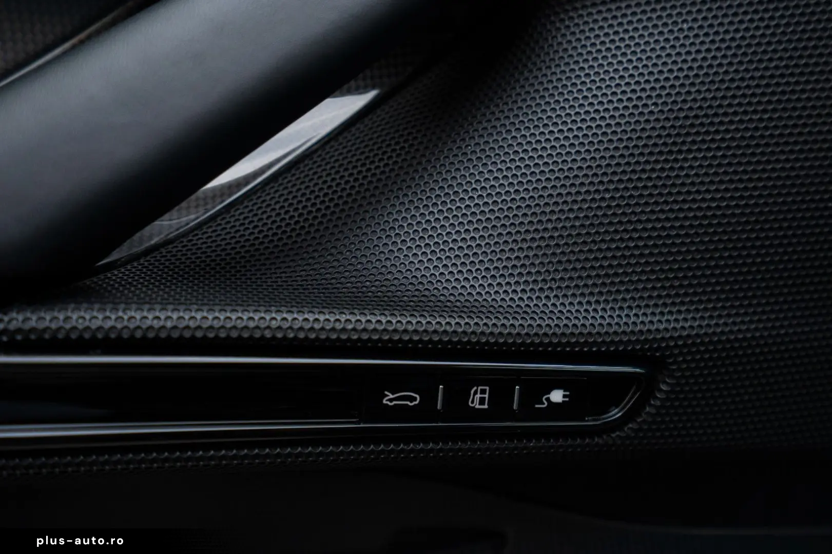 FERRARI SF90 FIORANO PACK   VOLL   CARBON