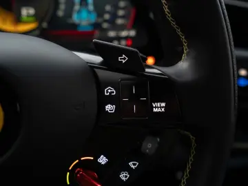 FERRARI SF90 FIORANO PACK   VOLL   CARBON