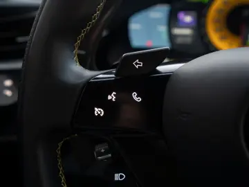 FERRARI SF90 FIORANO PACK   VOLL   CARBON