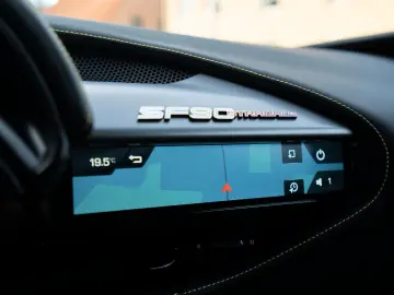 FERRARI SF90 FIORANO PACK   VOLL   CARBON