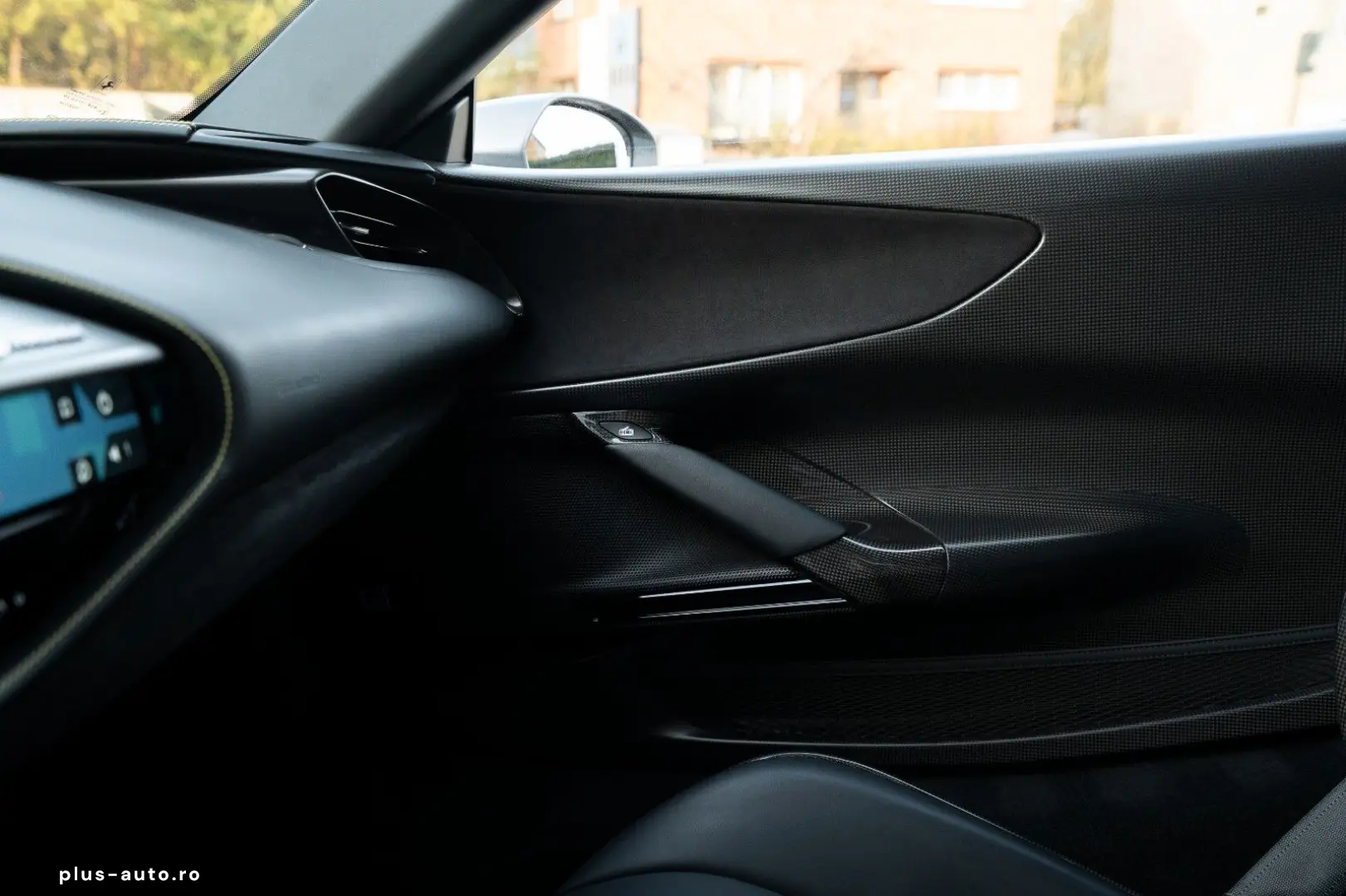 FERRARI SF90 FIORANO PACK   VOLL   CARBON