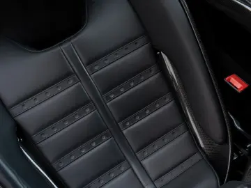 FERRARI SF90 FIORANO PACK   VOLL   CARBON