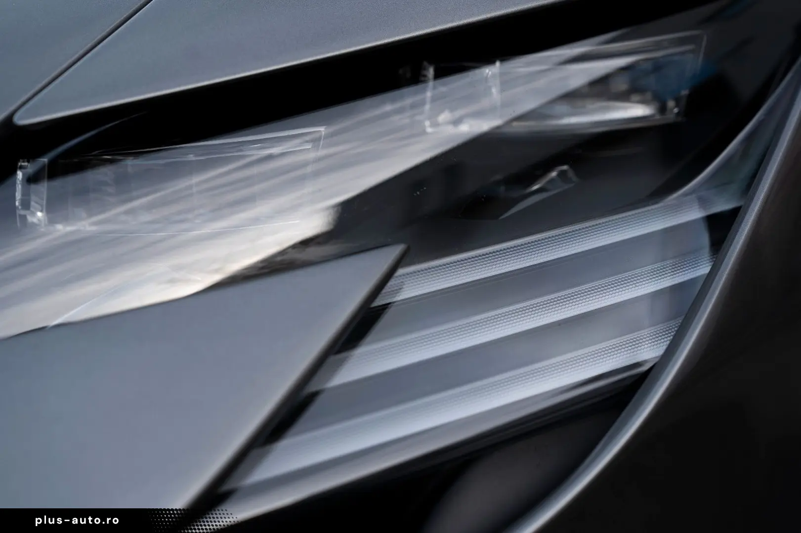 FERRARI SF90 FIORANO PACK   VOLL   CARBON