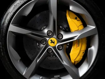 FERRARI SF90 FIORANO PACK   VOLL   CARBON