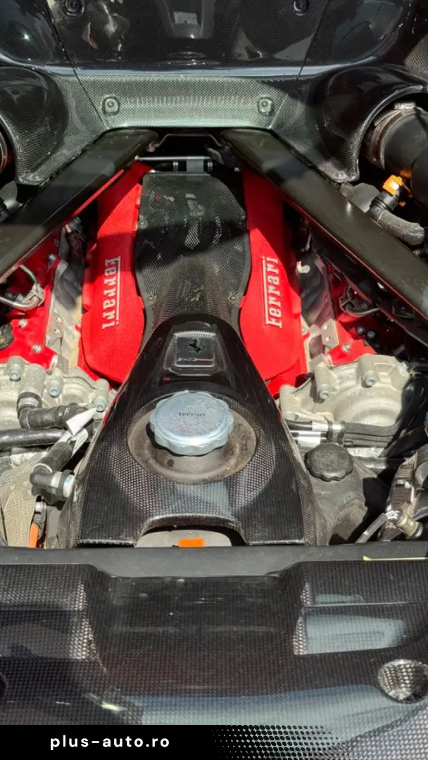 FERRARI SF90 Stradala LIFT  CARBON  Rosso Fiorano