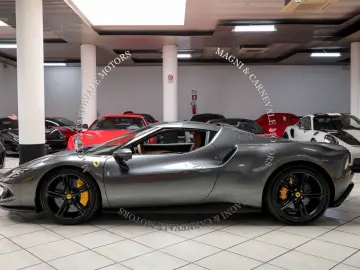 FERRARI 296 GTB - VAT - 1 Owner - Daytona Seats - 360