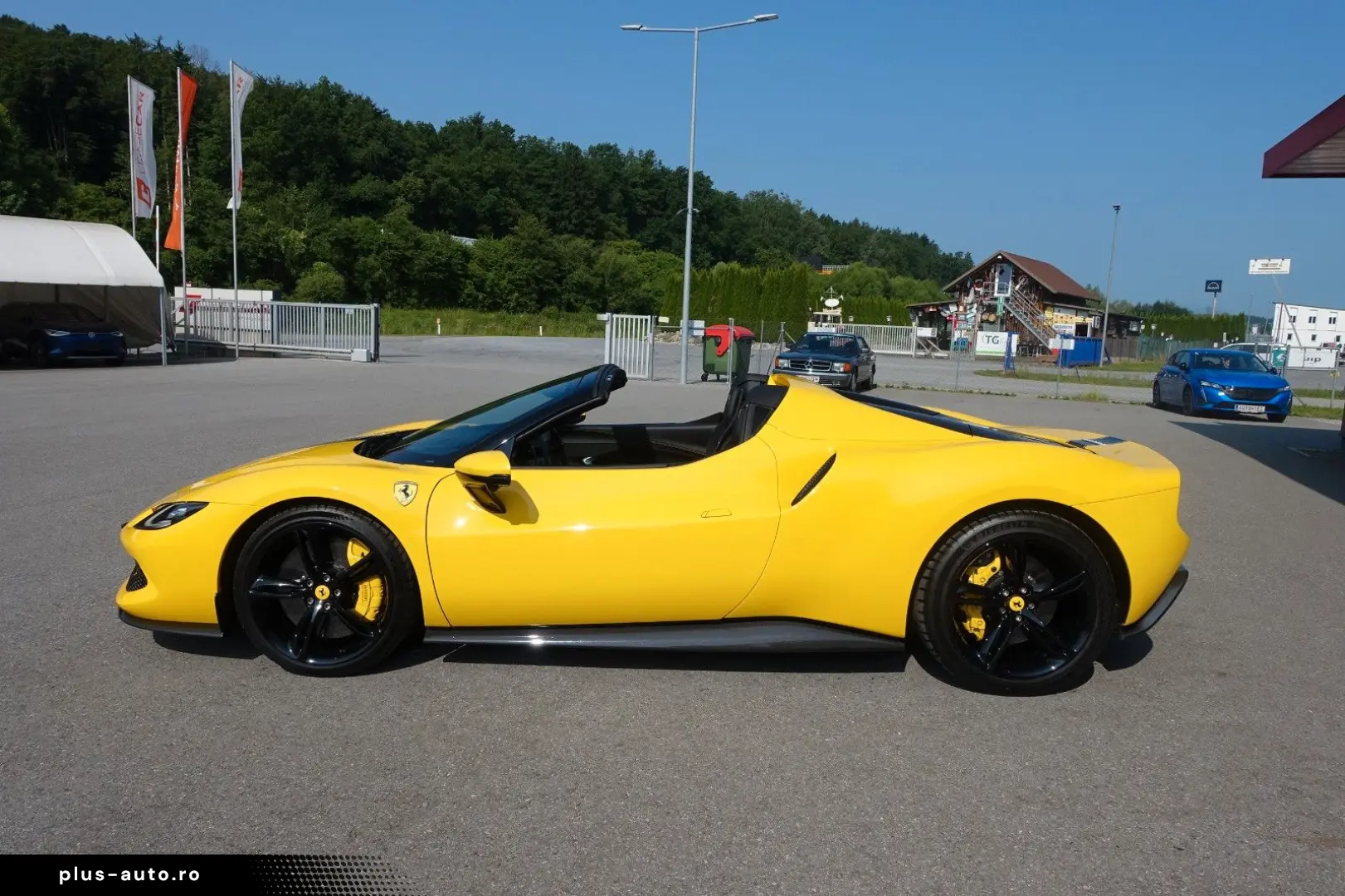 FERRARI 296 GTS Karbon Lift JBL Surround View Garantie