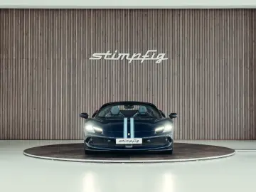 FERRARI 296 GTS  Lift  Blu Pozzi  einlackierte Streifen