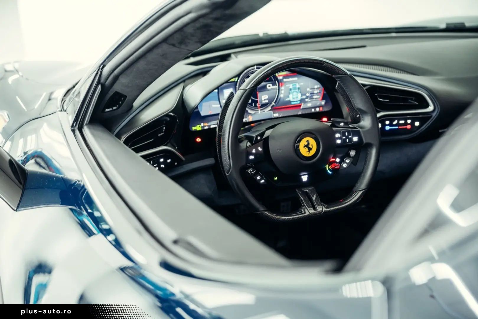 FERRARI 296 GTS  Lift  Blu Pozzi  einlackierte Streifen