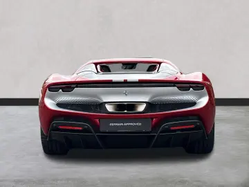 FERRARI 296 GTS 140.000€ an Optionals