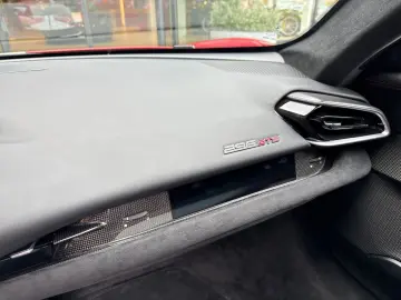 FERRARI 296 GTS 140.000€ an Optionals