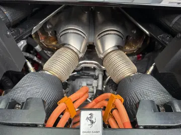 FERRARI 296 GTS 140.000€ an Optionals