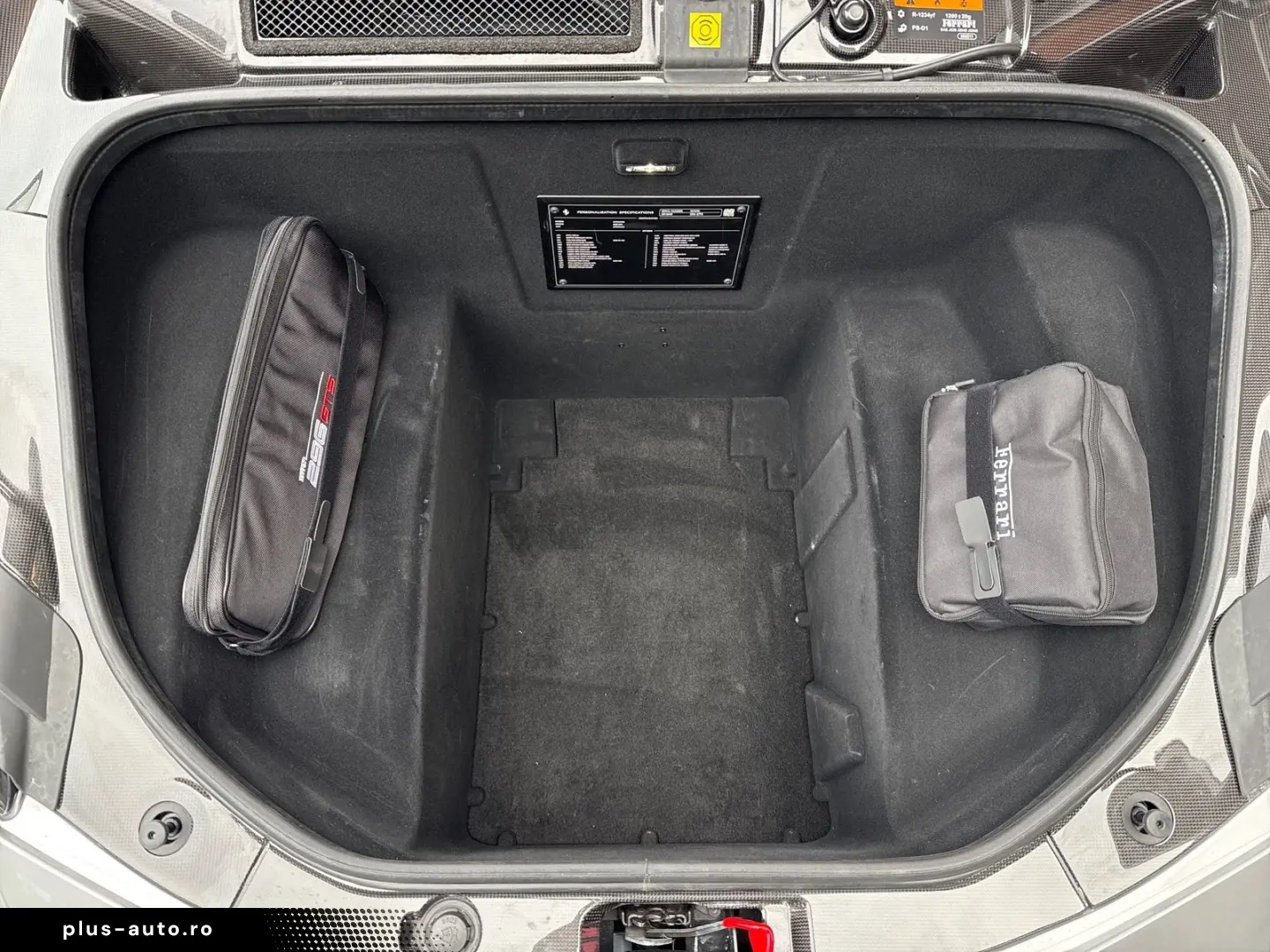 FERRARI 296 GTS 140.000€ an Optionals