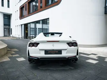 FERRARI 812 GTS  SUSP.-LIFTER  TITAN-EXHAUST  SURROUND V