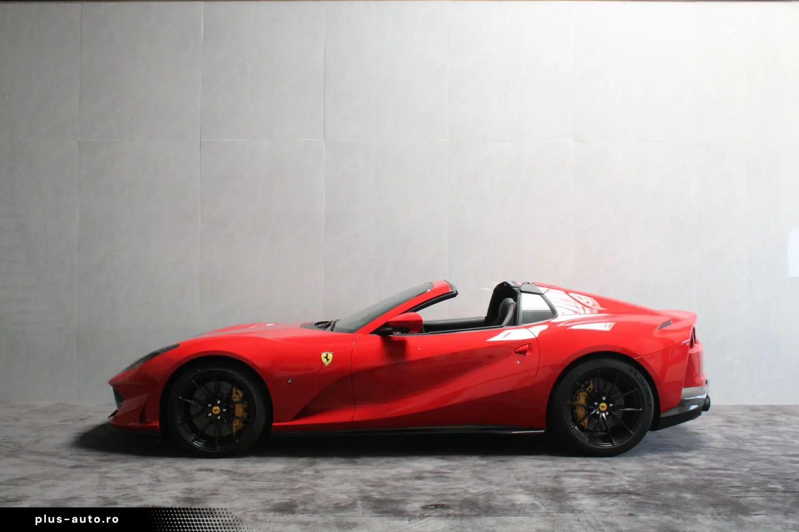 FERRARI 812 GTS  LIFT CARBON ROSSO CORSA 360CA PASSENGER
