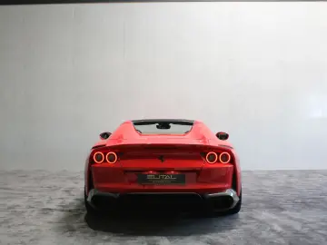 FERRARI 812 GTS  LIFT CARBON ROSSO CORSA 360CA PASSENGER