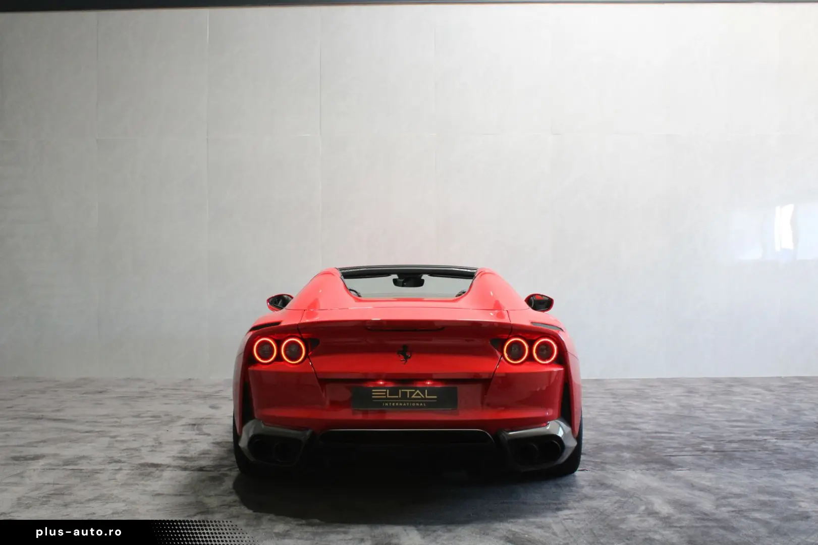FERRARI 812 GTS  LIFT CARBON ROSSO CORSA 360CA PASSENGER